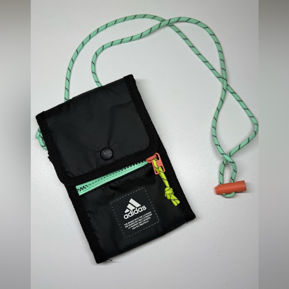 Adidas Small Pouch